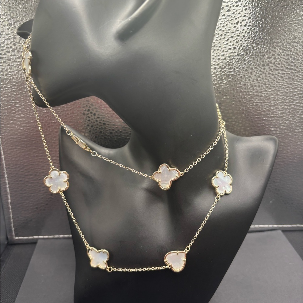 Elegant Gold and White flowers & Butterfly Necklace